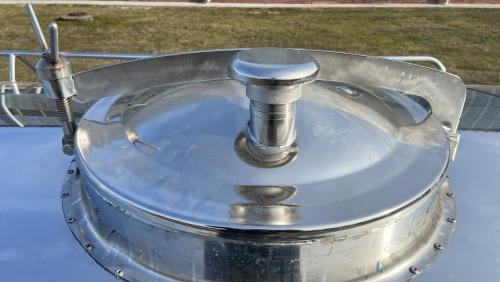 Автоцистерна АЦИП-14,5 на шасси МАЗ 631228-8575-012  Автоцистерна АЦИП-14,5 на шасси МАЗ 631228-8575-012