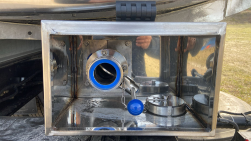 Автоцистерна АЦИП-14,5 на шасси МАЗ 631228-8575-012  Автоцистерна АЦИП-14,5 на шасси МАЗ 631228-8575-012